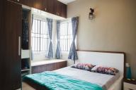 кровать, шкаф