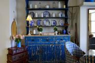 полки, посуда