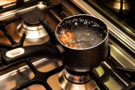 кастрюля, вода