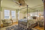 ковер, кровать