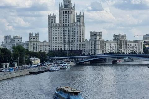 речной катер