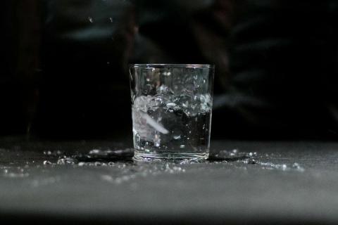 стакан воды