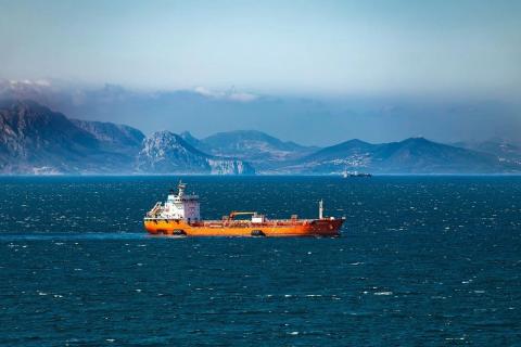 нефтяной танкер