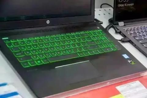 портативный компьютер