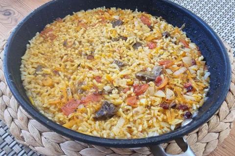 плов в сковородке