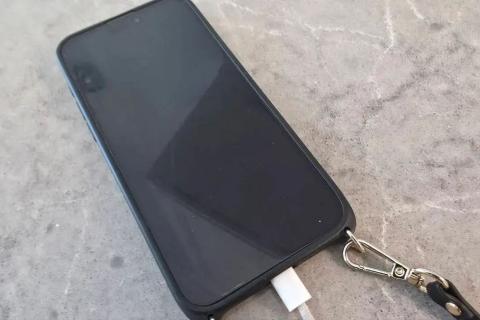 мобильный телефон